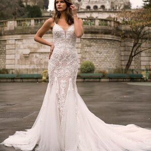 NWT - Imaya mermaid wedding gown by Madi Lane​​​​​​​​​​​